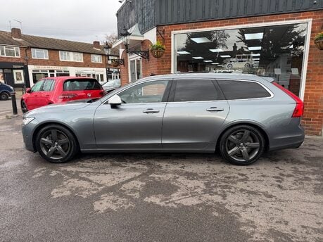 Volvo V90 2.0 D5 PowerPulse R-Design Pro Estate 5dr Diesel Auto AWD Euro 6 (235PS) 5