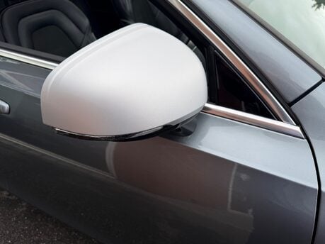 Volvo V90 2.0 D5 PowerPulse R-Design Pro Estate 5dr Diesel Auto AWD Euro 6 (235PS) 14