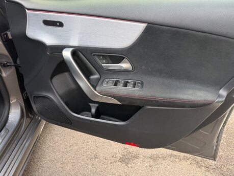 Mercedes-Benz A Class A 220 AMG LINE PREMIUM 20