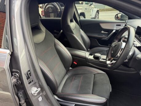 Mercedes-Benz A Class A 220 AMG LINE PREMIUM 24