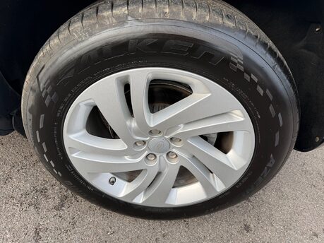 Land Rover Range Rover Evoque R-DYNAMIC S MHEV 16