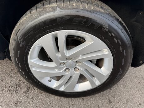 Land Rover Range Rover Evoque R-DYNAMIC S MHEV 16