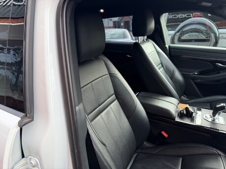 Land Rover Range Rover Evoque R-DYNAMIC S MHEV 26