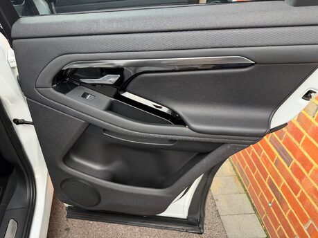 Land Rover Range Rover Evoque R-DYNAMIC S MHEV 33