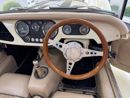 Morgan Plus Four PLUS 4 30