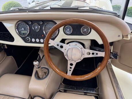 Morgan Plus Four PLUS 4 30