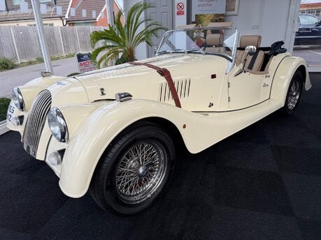 Morgan Plus Four PLUS 4 2