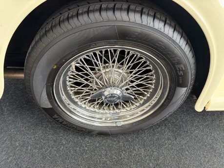 Morgan Plus Four PLUS 4 24