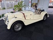 Morgan Plus Four PLUS 4 8