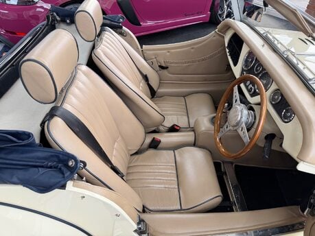 Morgan Plus Four PLUS 4 27