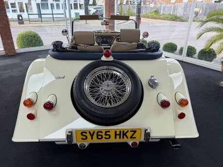 Morgan Plus Four PLUS 4 19