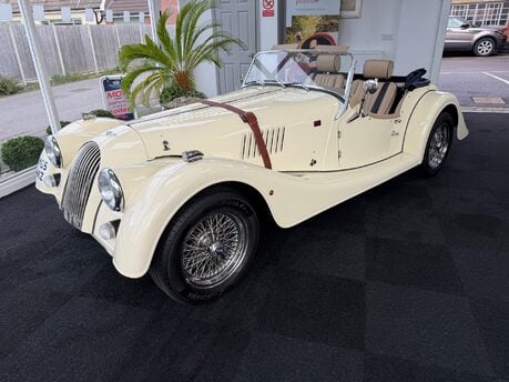 Morgan Plus Four PLUS 4 7