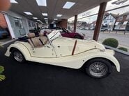 Morgan Plus Four PLUS 4 15