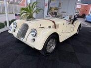 Morgan Plus Four PLUS 4 5