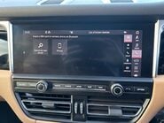 Porsche Macan S PDK 36