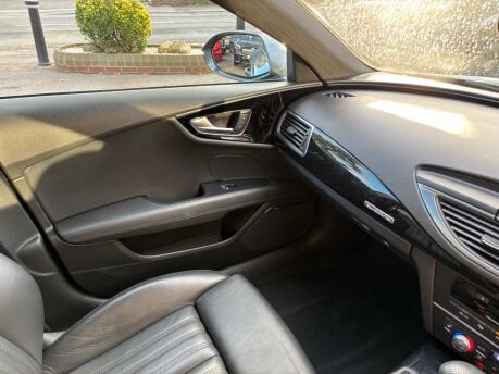 Audi A7 TDI QUATTRO BLACK EDITION 35