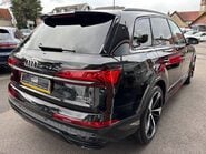 Audi Q7 TDI QUATTRO S LINE BLACK EDITION MHEV 18