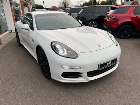 Porsche Panamera 3.0D V6 Hatchback 5dr Diesel TiptronicS Euro 5 (s/s) (300 ps) 9