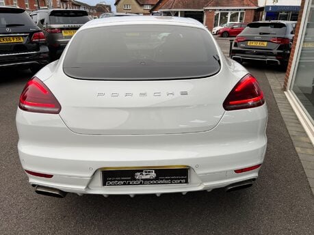 Porsche Panamera 3.0D V6 Hatchback 5dr Diesel TiptronicS Euro 5 (s/s) (300 ps) 6