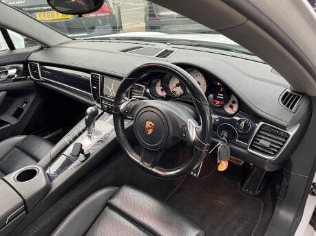 Porsche Panamera 3.0D V6 Hatchback 5dr Diesel TiptronicS Euro 5 (s/s) (300 ps) 21