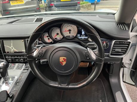 Porsche Panamera 3.0D V6 Hatchback 5dr Diesel TiptronicS Euro 5 (s/s) (300 ps) 23