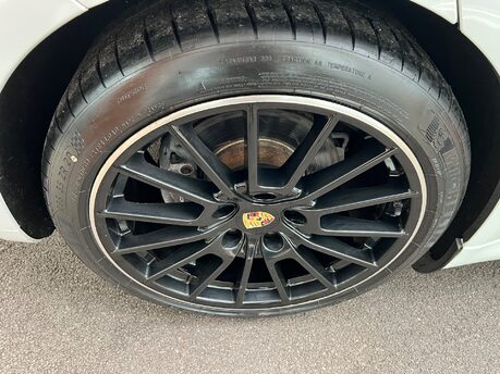 Porsche Panamera 3.0D V6 Hatchback 5dr Diesel TiptronicS Euro 5 (s/s) (300 ps) 15
