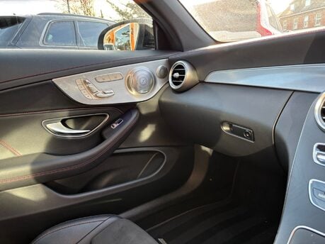 Mercedes-Benz C43 3.0 C43 V6 AMG (Premium Plus) Cabriolet 2dr Petrol G-Tronic+ 4MATIC Euro 6 33