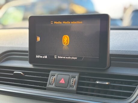 Audi Q5 2.0 TDI 40 S line SUV 5dr Diesel S Tronic quattro Euro 6 (s/s) (190 ps) 24