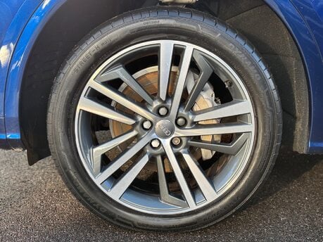 Audi Q5 2.0 TDI 40 S line SUV 5dr Diesel S Tronic quattro Euro 6 (s/s) (190 ps) 7