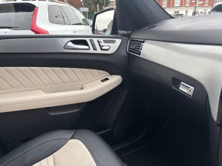 Mercedes-Benz GLE GLE 350 D 4MATIC AMG NIGHT EDITION PREMIUM PLUS 39