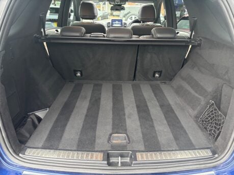 Mercedes-Benz GLE GLE 350 D 4MATIC AMG NIGHT EDITION PREMIUM PLUS 19