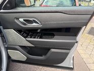 Land Rover Range Rover Velar 2.0 D240 HSE SUV 5dr Diesel Auto 4WD Euro 6 (s/s) (240 ps) 25