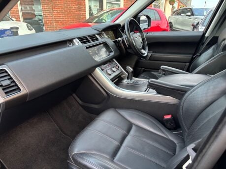 Land Rover Range Rover Sport SDV6 HSE DYNAMIC 7