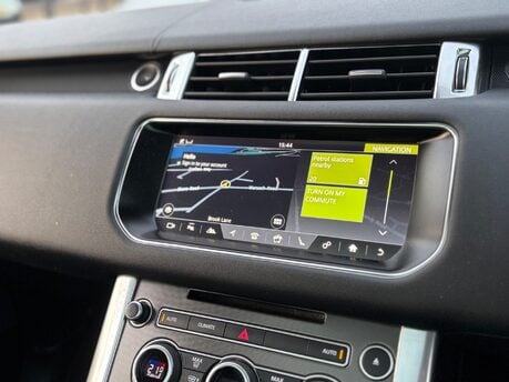 Land Rover Range Rover Sport SDV6 HSE DYNAMIC 19