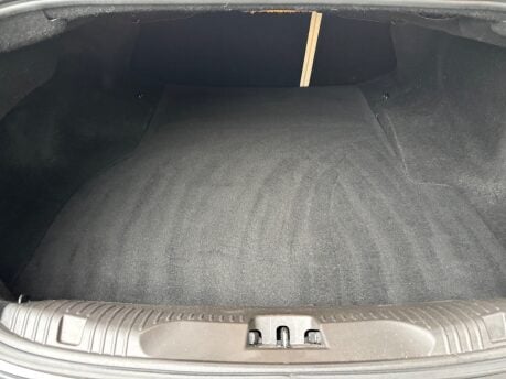 Jaguar XF 3.0d V6 Premium Luxury Saloon 4dr Diesel Auto Euro 5 (s/s) (240 ps) 17