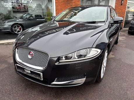 Jaguar XF 3.0d V6 Premium Luxury Saloon 4dr Diesel Auto Euro 5 (s/s) (240 ps) 6
