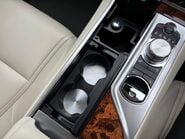 Jaguar XF 3.0d V6 Premium Luxury Saloon 4dr Diesel Auto Euro 5 (s/s) (240 ps) 42