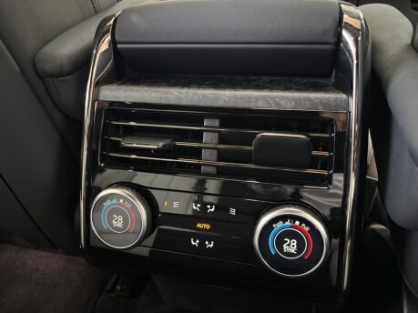 Land Rover Range Rover Sport 3.0 P550e 38.2kWh Autobiography SUV Petrol Plug-in Hybrid Auto 4WD (550 ps) 34