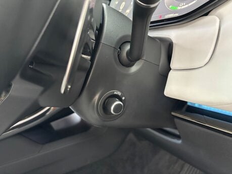 Land Rover Range Rover Sport 3.0 P550e 38.2kWh Autobiography SUV Petrol Plug-in Hybrid Auto 4WD (550 ps) 33