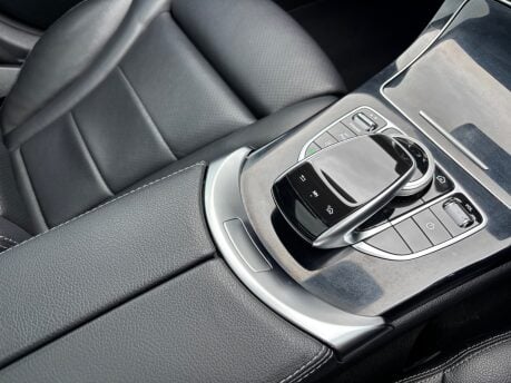 Mercedes-Benz C Class 2.0 C220d Sport (Premium Plus) Saloon 4dr Diesel G-Tronic+ Euro 6 (194ps) 30