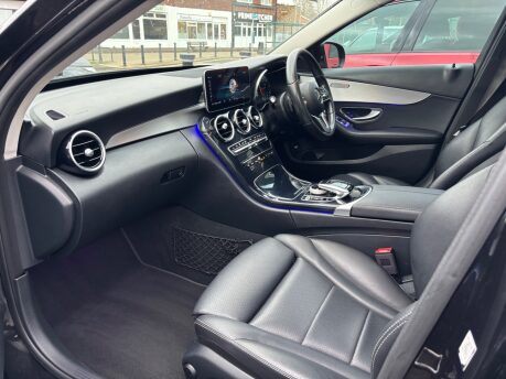 Mercedes-Benz C Class 2.0 C220d Sport (Premium Plus) Saloon 4dr Diesel G-Tronic+ Euro 6 (194ps) 6