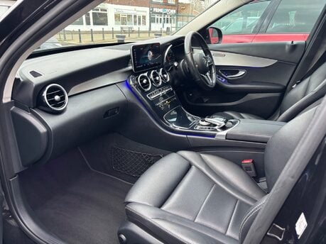 Mercedes-Benz C Class 2.0 C220d Sport (Premium Plus) Saloon 4dr Diesel G-Tronic+ Euro 6 (194ps) 6