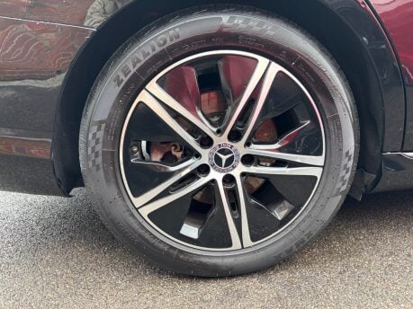 Mercedes-Benz C Class 2.0 C220d Sport (Premium Plus) Saloon 4dr Diesel G-Tronic+ Euro 6 (194ps) 17