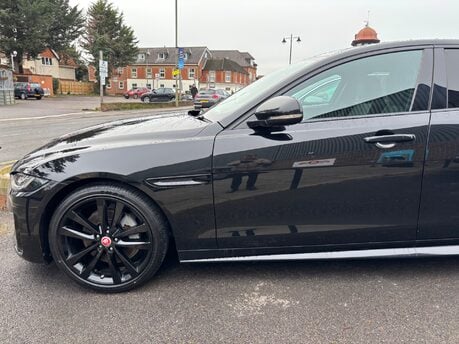 Jaguar XE P250i R-Dynamic S Saloon 4dr Petrol Auto Euro 6 (s/s) (250 ps) 8
