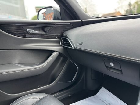 Jaguar XE P250i R-Dynamic S Saloon 4dr Petrol Auto Euro 6 (s/s) (250 ps) 28