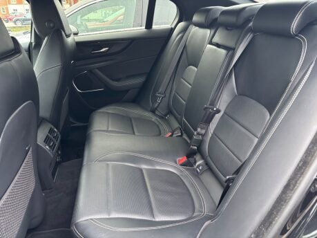 Jaguar XE P250i R-Dynamic S Saloon 4dr Petrol Auto Euro 6 (s/s) (250 ps) 14