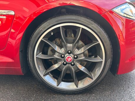 Jaguar XF D R-SPORT BLACK 17