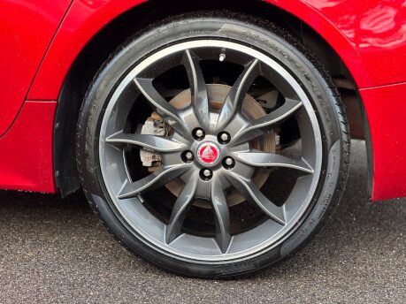 Jaguar XF D R-SPORT BLACK 10