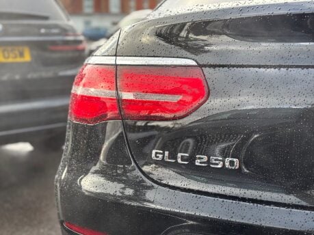 Mercedes-Benz GLC 2.0 GLC250 AMG Line (Premium) Coupe 5dr Petrol G-Tronic+ 4MATIC Euro 6 16