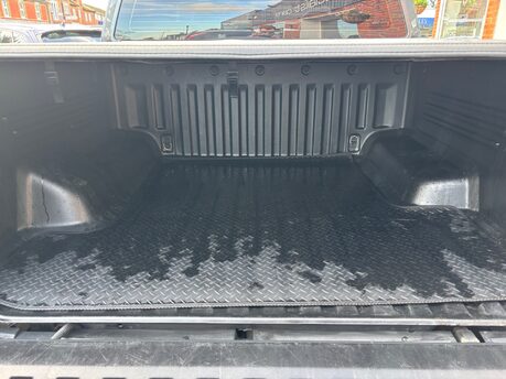 SsangYong Musso 2.2D Saracen Pickup Double Cab 4dr Diesel Auto 4WD Euro 6 (181 ps) 17